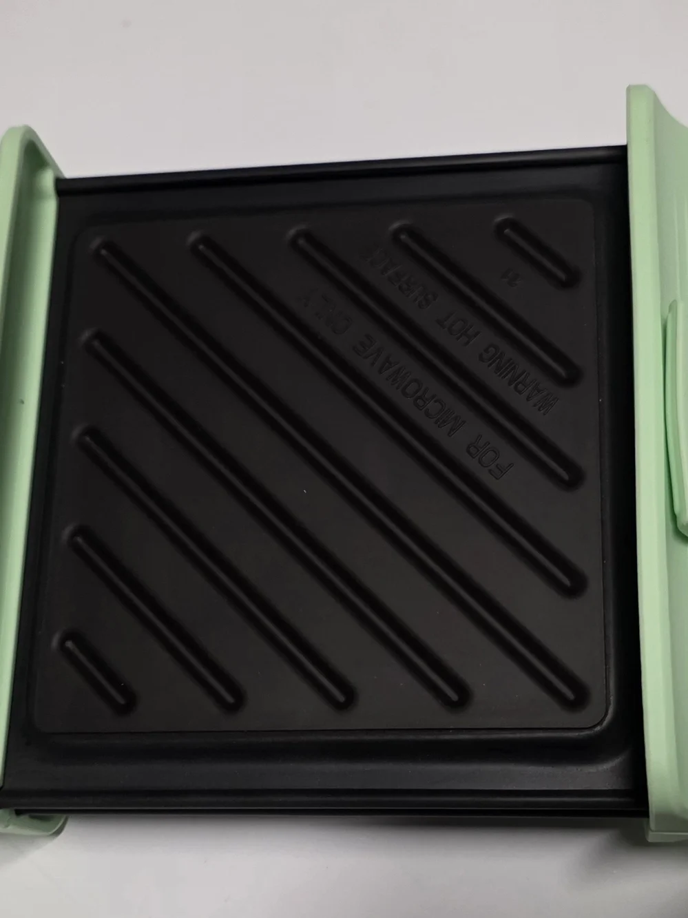 Crofton Microwave Grilled Cheese Maker Green Black Silicone Metal